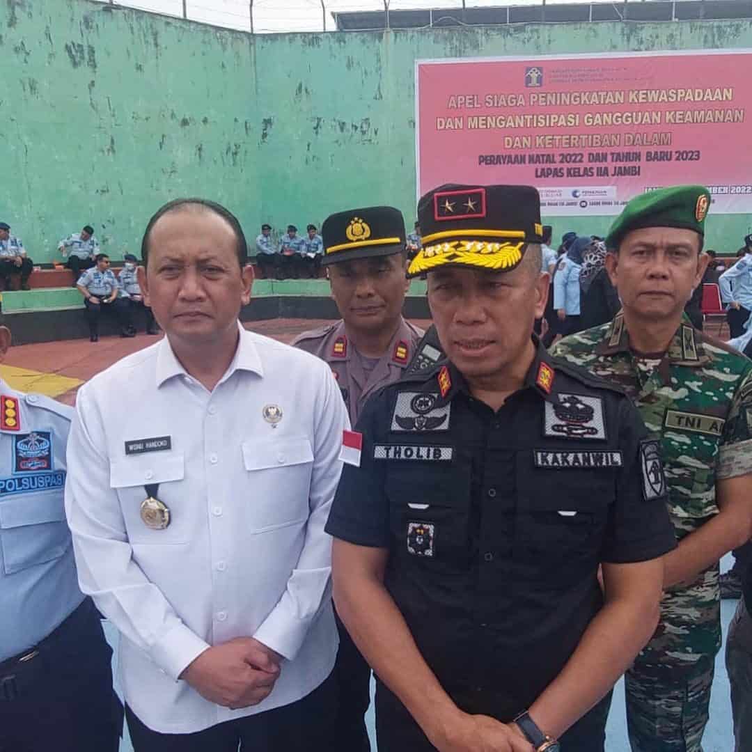 Kepala BNN Provinsi Jambi mengikuti Apel Siaga Peningkatan Kewaspadaan Dan Mengantisipasi Gangguan Keamanan Dan Ketertiban Dalam Perayaan Natal 2022 Dan Tahun Baru 2023 Di Lapas Kelas IIA Jambi