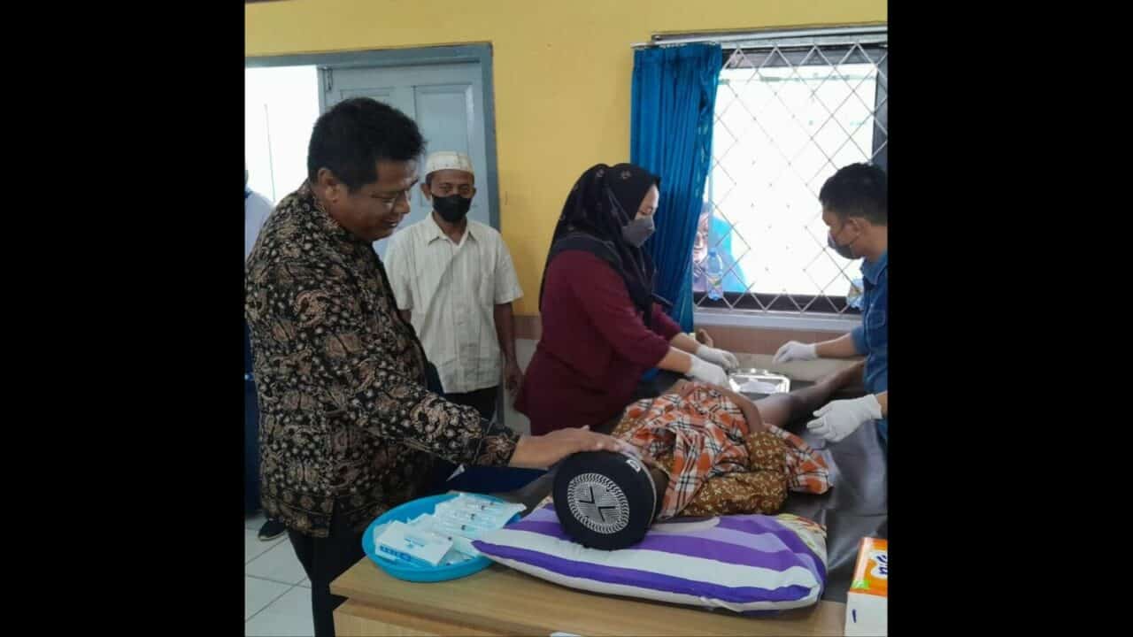 Kabid Pemberantasan dan Intelijen BNN Provinsi Jambi Menghadiri Kegiatan Khitan Massal Anak Yatim dan Dhuafa