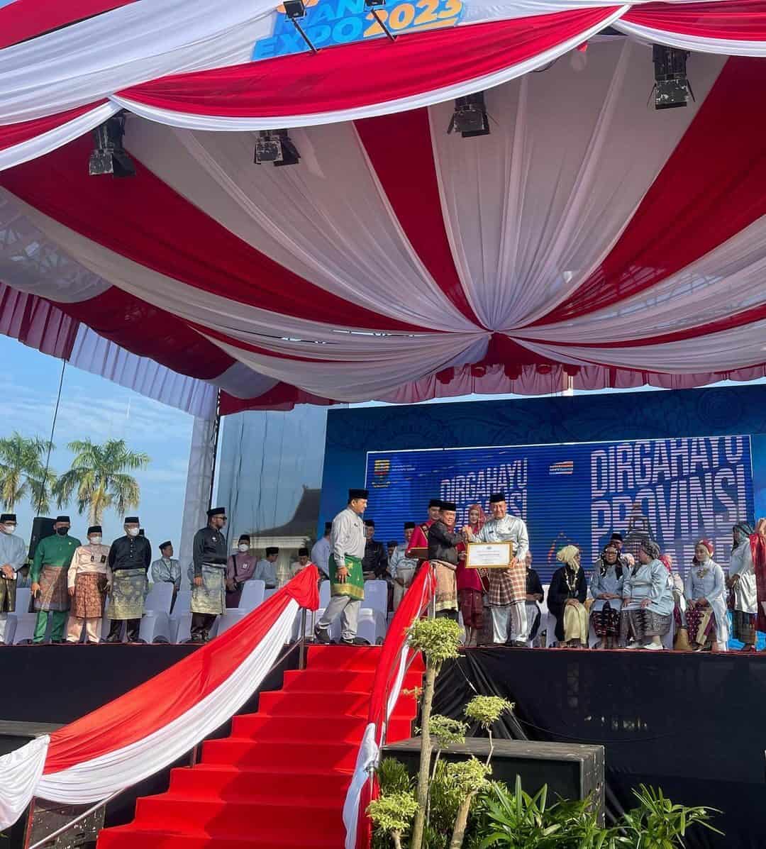 Pembacaan Ikrar Perang Melawan Narkoba Provinsi Jambi Bersinar oleh Paskibraka Provinsi Jambi