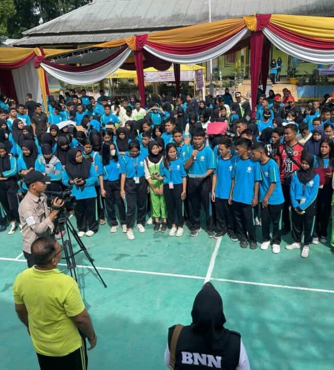 BNN Provinsi Jambi Gelorakan "Gema War on Drugs" di SMA N 11 Kota Jambi