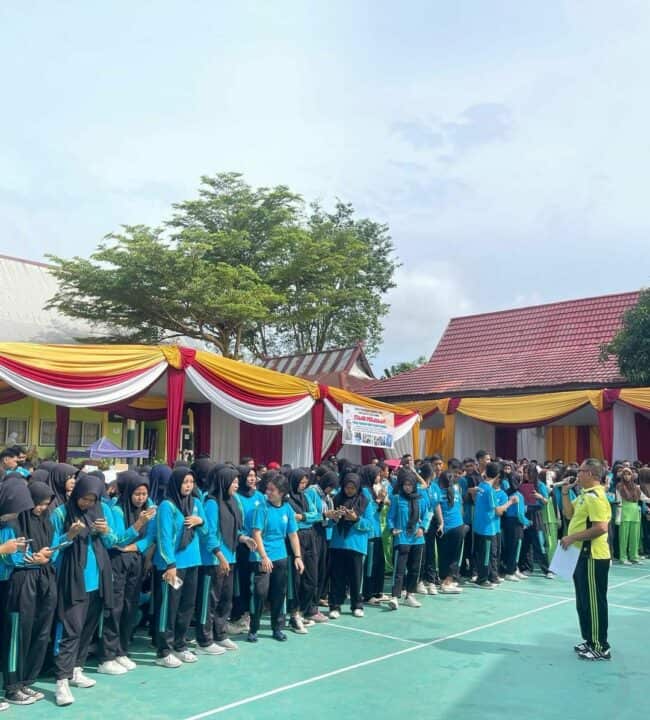 BNN Provinsi Jambi Gelorakan "Gema War on Drugs" di SMA N 11 Kota Jambi