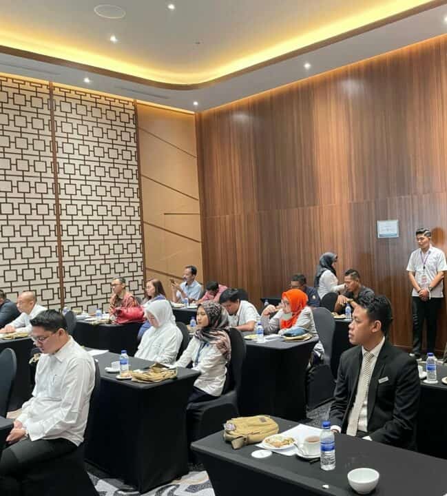Kepala BNN Provinsi Jambi Brigjen Pol. Wisnu Handoko, S.I.K., M.M Membuka Kegiatan Rapat Kerja Program Dayamas Anti Narkoba di Dunia Usaha/Lingkungan Swasta Tahun 2023 di Aston Hotel Jambi