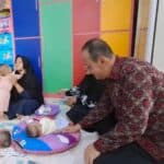 Kepala BNN Provinsi Jambi bersama Ibu Ketua DWP Melaksanakan Kegiatan Bakti Sosial ke Rumah Asuhan Izzati Jannah Kota Jambi Dalam Rangka HUT BNN ke – 21