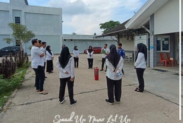 Sosialisasi Penanggulangan Bencana dan Simulasi Penggunaan Alat Pemadam Api Ringan (APAR) di Lingkungan BNN Provinsi Jambi