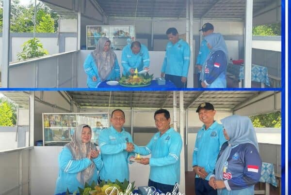 Kepala BNN Provinsi Jambi didampingi Ketua DWP Provinsi Jambi, Kabid Pemberantasan dan Intelijen BNN Provinsi Jambi dan Kepala BNN Kab/Kota Jajaran Meresmikan Kantin Bersinar Dhirabrata BNN Provinsi Jambi dalam Rangka HANI 2023