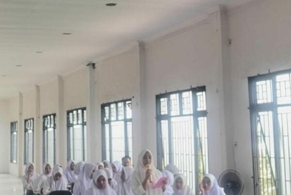 Sosialisasi P4GN di Kegiatan Pengenalan Kehidupan Kampus Mahasiswa Baru di Stikes Harapan Bunda.