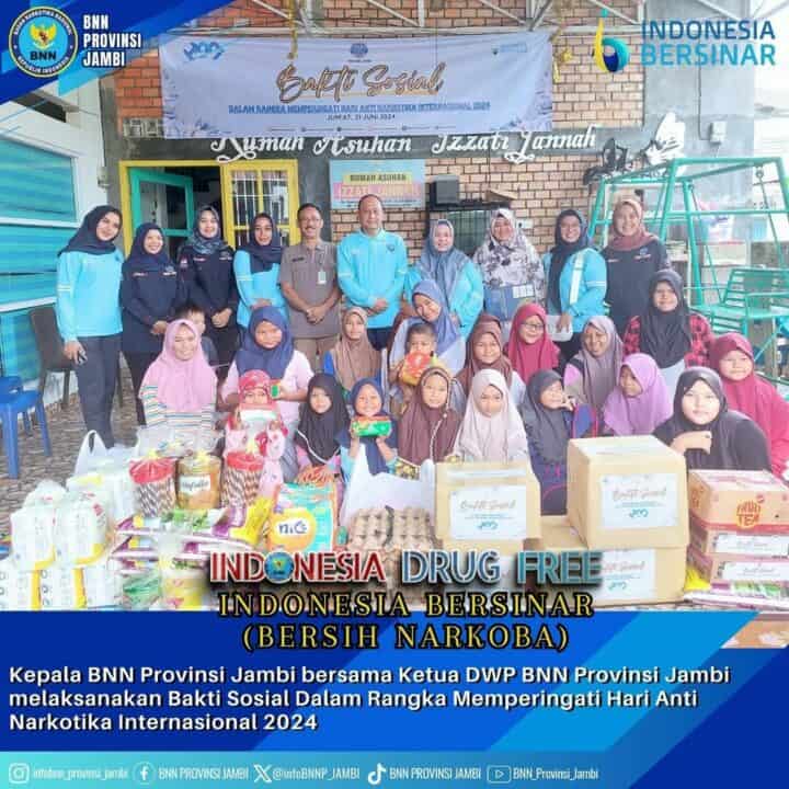 Dalam Rangka Peringatan Hari Anti Narkotika Internasional (HANI) Tahun 2024, Kepala BNN Provinsi Jambi bersama Ibu Ketua DWP melaksanakan Kegiatan Bakti Sosial ke Rumah Asuhan Izzati Jannah