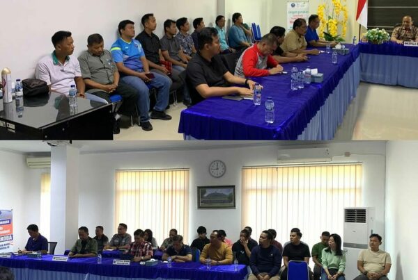 Kepala BNN Provinsi Jambi memberikan Arahan kepada Kabid Pemberantasan dan Intelijen, Para Kepala BNN Kab/Kota Jajaran dan Seluruh Anggota Pemberantasan